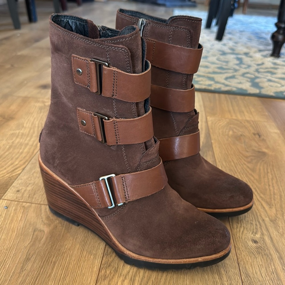 Sorel brown boots - Picture 3 of 9